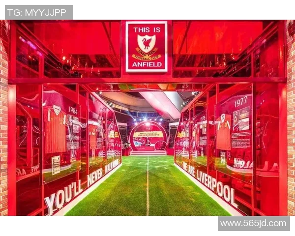 足球球星炫技表演赛场如杂技般震撼全场观众